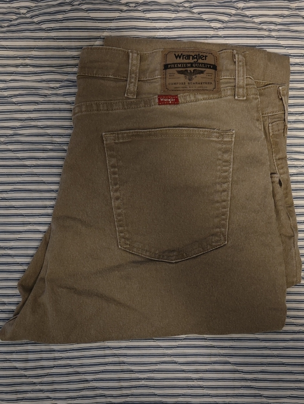 Wrangler Tan/Kakhi Casual Jeans with Red Tab